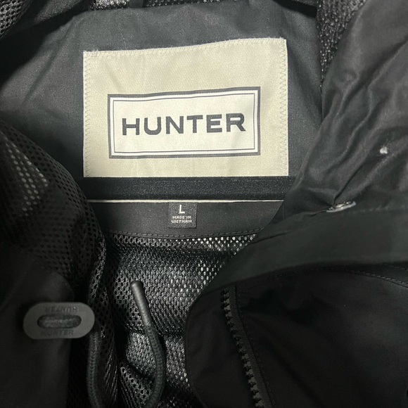 NWT Hunter Women's Water Resistant Jacket in Black - Picture 7 of 13